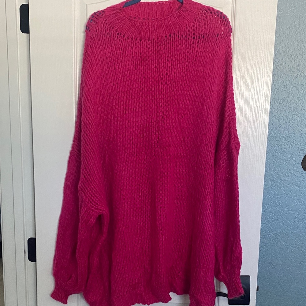Source Unknown Fuchsia Knit Sweater
